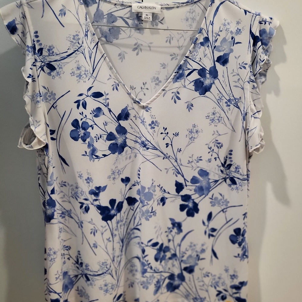Calvin Klein Flower Top